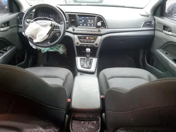 KMHD84LF4HU420510 2017 HYUNDAI ELANTRA - Image 8