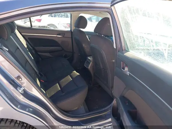 KMHD84LF4HU421897 2017 HYUNDAI ELANTRA - Image 8
