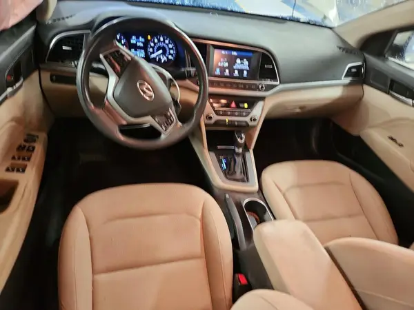 KMHD84LF4HU423777 2017 HYUNDAI ELANTRA - Image 8