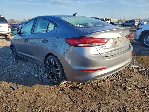 KMHD84LF4JU448958 2018 HYUNDAI ELANTRA - Image 2