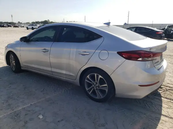 KMHD84LF4JU452542 2018 HYUNDAI ELANTRA - Image 2