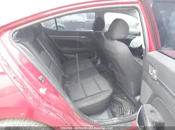 KMHD84LF4JU455960 2018 HYUNDAI ELANTRA - Image 8