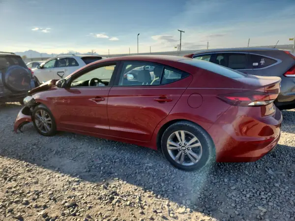 KMHD84LF4JU466747 2018 HYUNDAI ELANTRA - Image 2