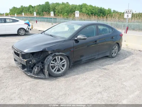 KMHD84LF4JU467395 2018 HYUNDAI ELANTRA - Image 2