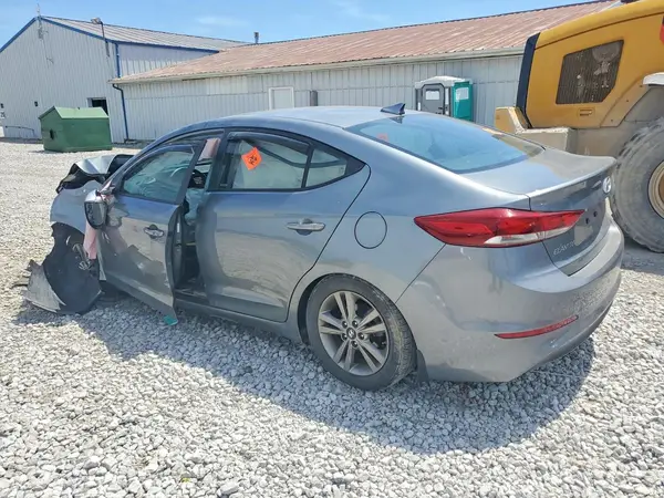KMHD84LF4JU472354 2018 HYUNDAI ELANTRA - Image 2