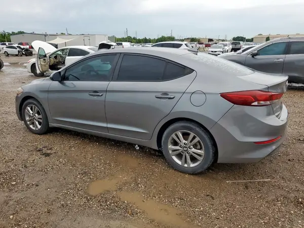 KMHD84LF4JU478333 2018 HYUNDAI ELANTRA - Image 2