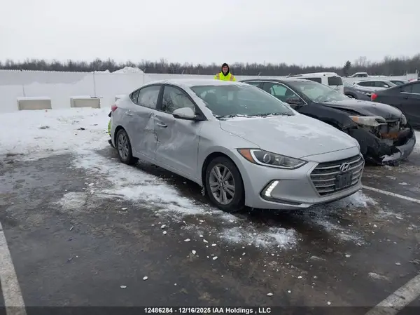 KMHD84LF4JU479563 2018 HYUNDAI ELANTRA - Image 1