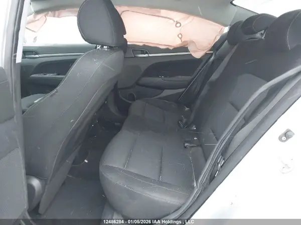 KMHD84LF4JU479563 2018 HYUNDAI ELANTRA - Image 8