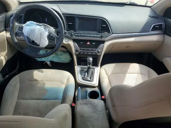 KMHD84LF4JU495133 2018 HYUNDAI ELANTRA - Image 8