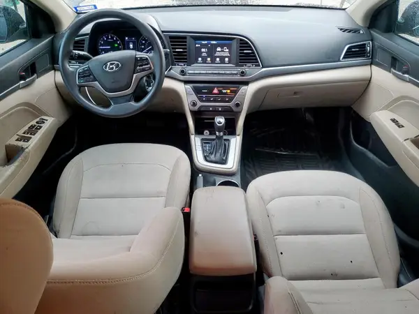 KMHD84LF4JU513498 2018 HYUNDAI ELANTRA - Image 8