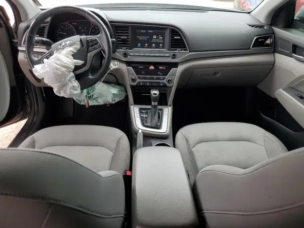 KMHD84LF4JU532228 2018 HYUNDAI ELANTRA - Image 8