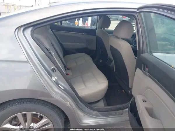 KMHD84LF4JU537140 2018 HYUNDAI ELANTRA - Image 8