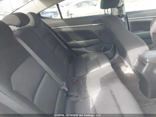 KMHD84LF4JU538515 2018 HYUNDAI ELANTRA - Image 8