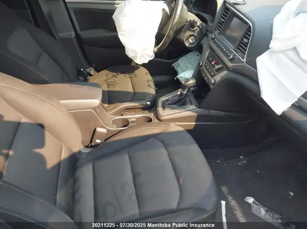 KMHD84LF4JU541110 2018 HYUNDAI ELANTRA - Image 8