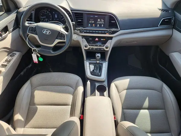 KMHD84LF4JU565701 2018 HYUNDAI ELANTRA - Image 8