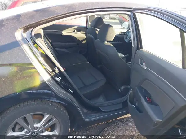 KMHD84LF4JU572096 2018 HYUNDAI ELANTRA - Image 8