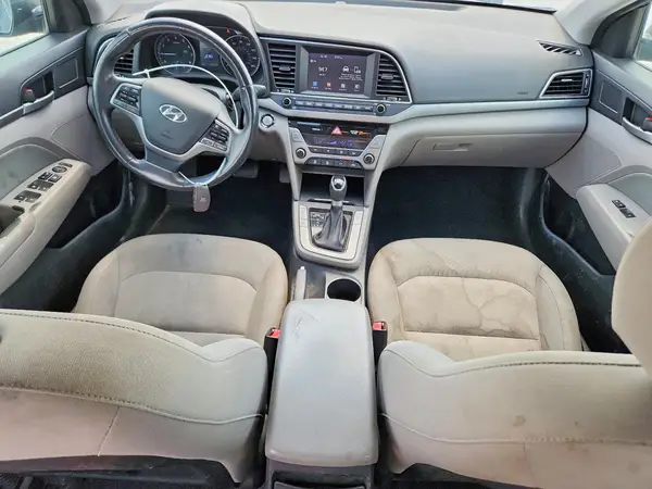 KMHD84LF4JU586113 2018 HYUNDAI ELANTRA - Image 8