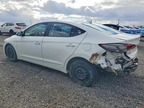KMHD84LF4JU600527 2018 HYUNDAI ELANTRA - Image 2