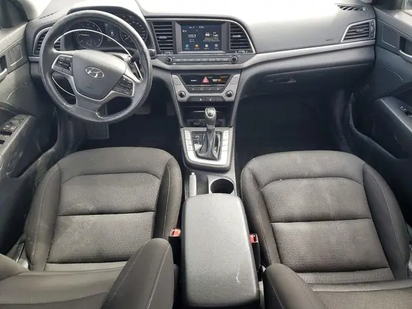 KMHD84LF4JU600527 2018 HYUNDAI ELANTRA - Image 8