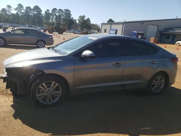 KMHD84LF4JU609695 2018 HYUNDAI ELANTRA - Image 1