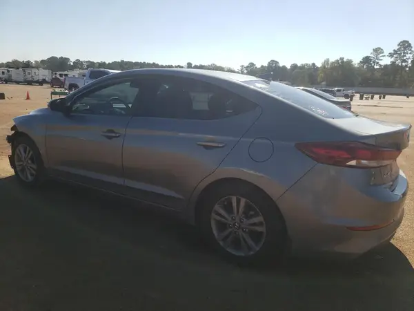 KMHD84LF4JU609695 2018 HYUNDAI ELANTRA - Image 2