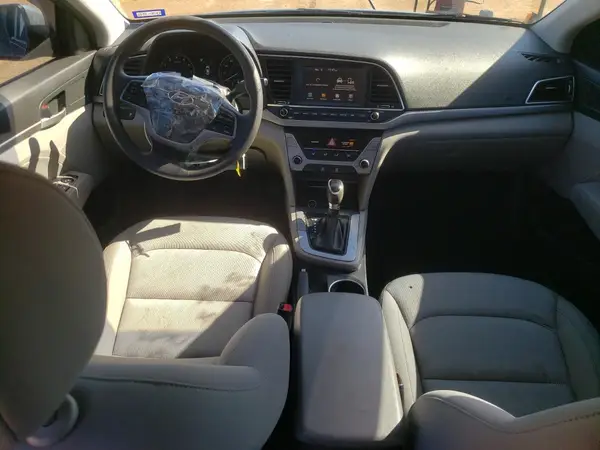 KMHD84LF4JU609695 2018 HYUNDAI ELANTRA - Image 8