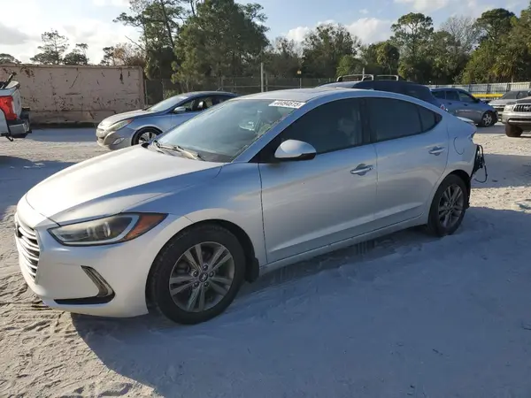 KMHD84LF4JU614671 2018 HYUNDAI ELANTRA - Image 1
