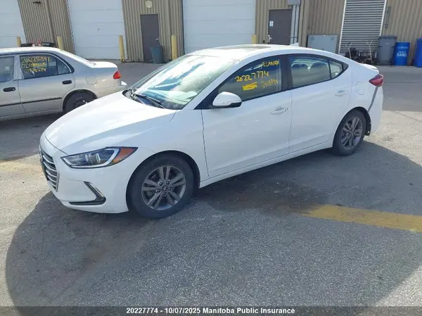 KMHD84LF4JU626044 2018 HYUNDAI ELANTRA - Image 2