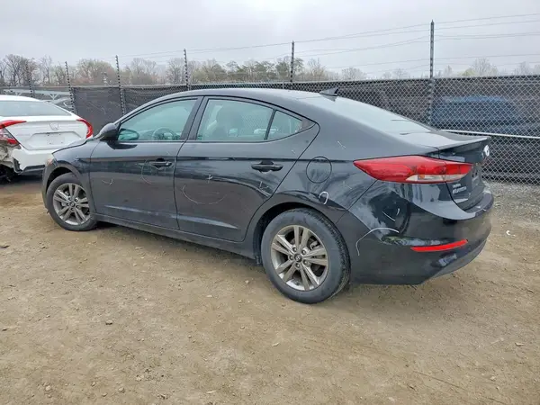 KMHD84LF4JU629302 2018 HYUNDAI ELANTRA - Image 2