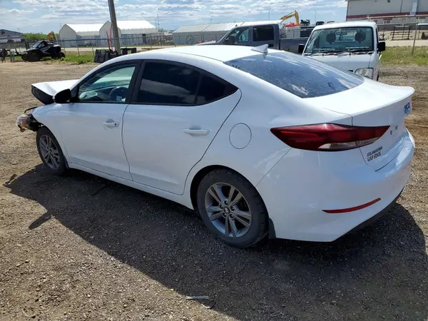 KMHD84LF4JU633284 2018 HYUNDAI ELANTRA - Image 2