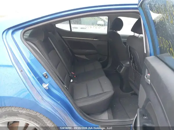 KMHD84LF4JU639702 2018 HYUNDAI ELANTRA - Image 8