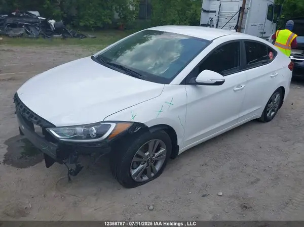 KMHD84LF4JU649680 2018 HYUNDAI ELANTRA - Image 2