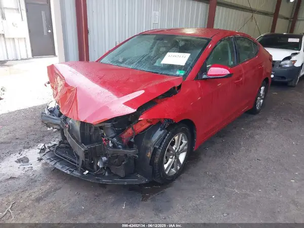 KMHD84LF4JU656760 2018 HYUNDAI ELANTRA - Image 2