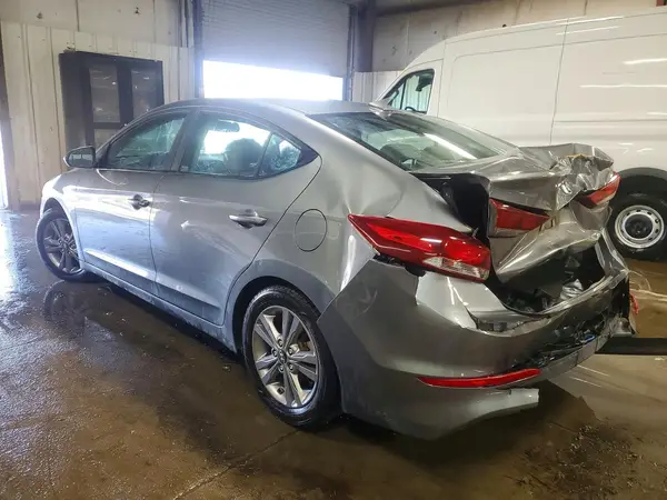 KMHD84LF4JU657844 2018 HYUNDAI ELANTRA - Image 2