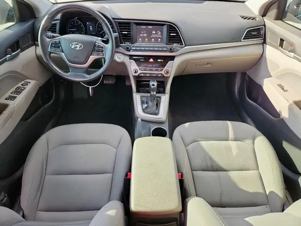 KMHD84LF4JU665944 2018 HYUNDAI ELANTRA - Image 8