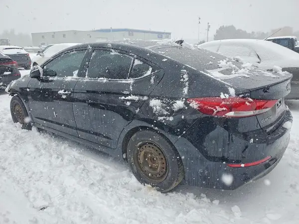 KMHD84LF4JU666852 2018 HYUNDAI ELANTRA - Image 2