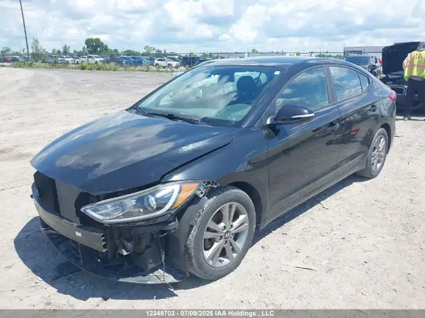 KMHD84LF4JU666950 2018 HYUNDAI ELANTRA - Image 2