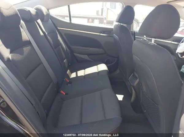 KMHD84LF4JU666950 2018 HYUNDAI ELANTRA - Image 8