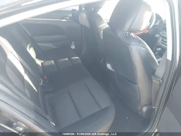 KMHD84LF4JU697275 2018 HYUNDAI ELANTRA - Image 8
