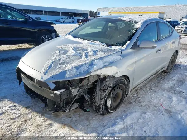 KMHD84LF4JU706055 2018 HYUNDAI ELANTRA - Image 2