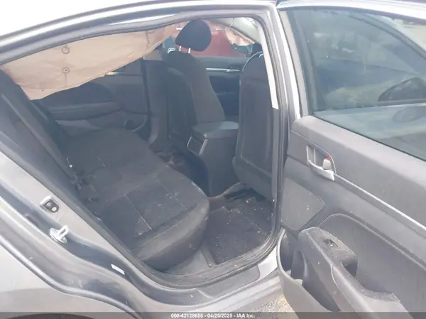 KMHD84LF4KU12944 2019 HYUNDAI ELANTRA - Image 8