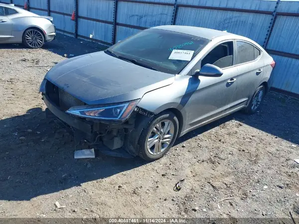 KMHD84LF4KU738263 2019 HYUNDAI ELANTRA - Image 2