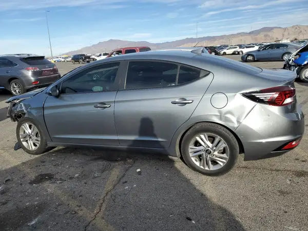 KMHD84LF4KU745567 2019 HYUNDAI ELANTRA - Image 2