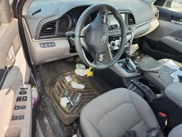 KMHD84LF4KU745701 2019 HYUNDAI ELANTRA - Image 8