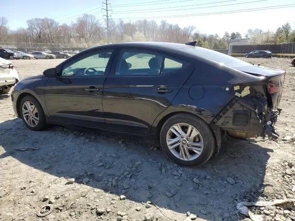 KMHD84LF4KU746573 2019 HYUNDAI ELANTRA - Image 2