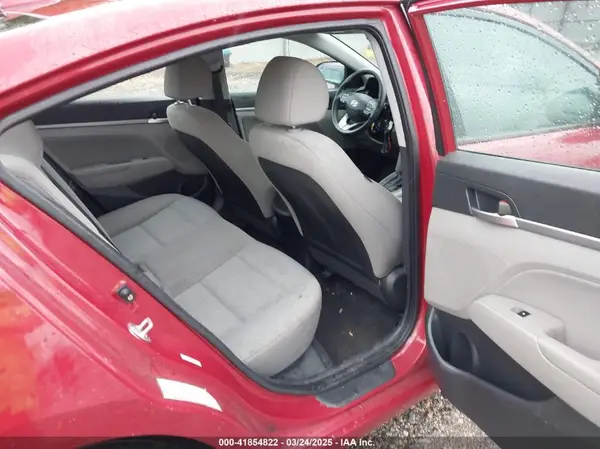 KMHD84LF4KU749537 2019 HYUNDAI ELANTRA - Image 8