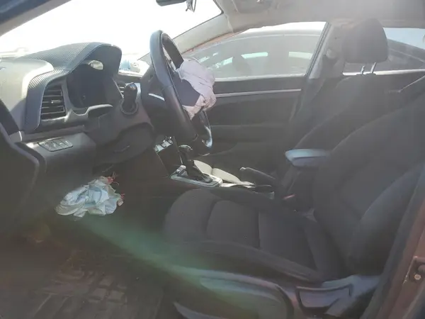 KMHD84LF4KU749621 2019 HYUNDAI ELANTRA - Image 8