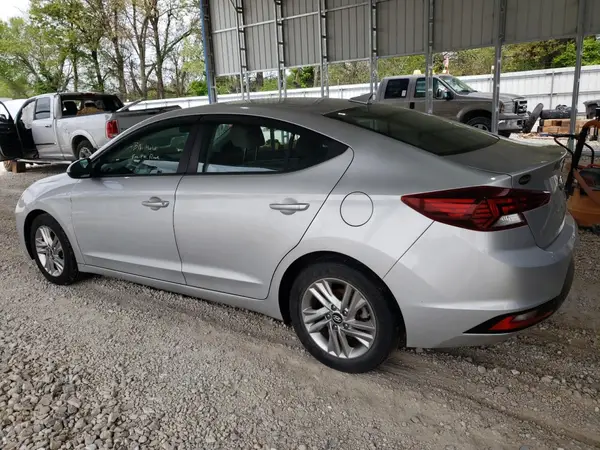 KMHD84LF4KU755063 2019 HYUNDAI ELANTRA - Image 2