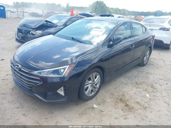 KMHD84LF4KU759002 2019 HYUNDAI ELANTRA - Image 2