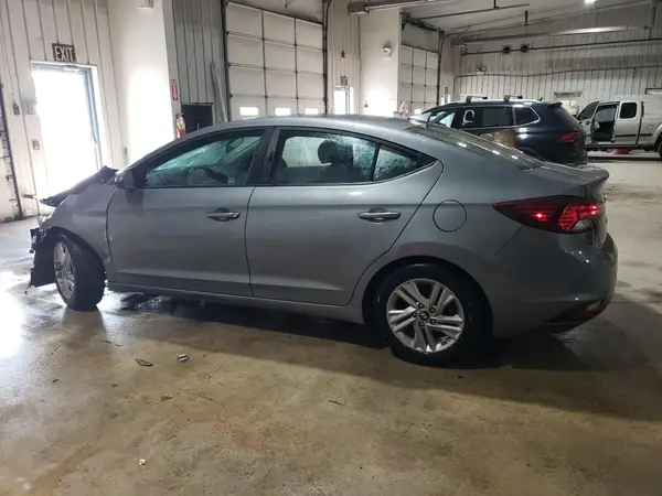 KMHD84LF4KU767486 2019 HYUNDAI ELANTRA - Image 2